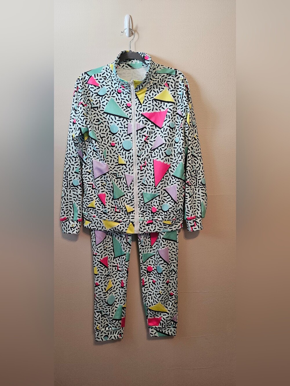 80s Print Jogger Set With Zip Up Jacket